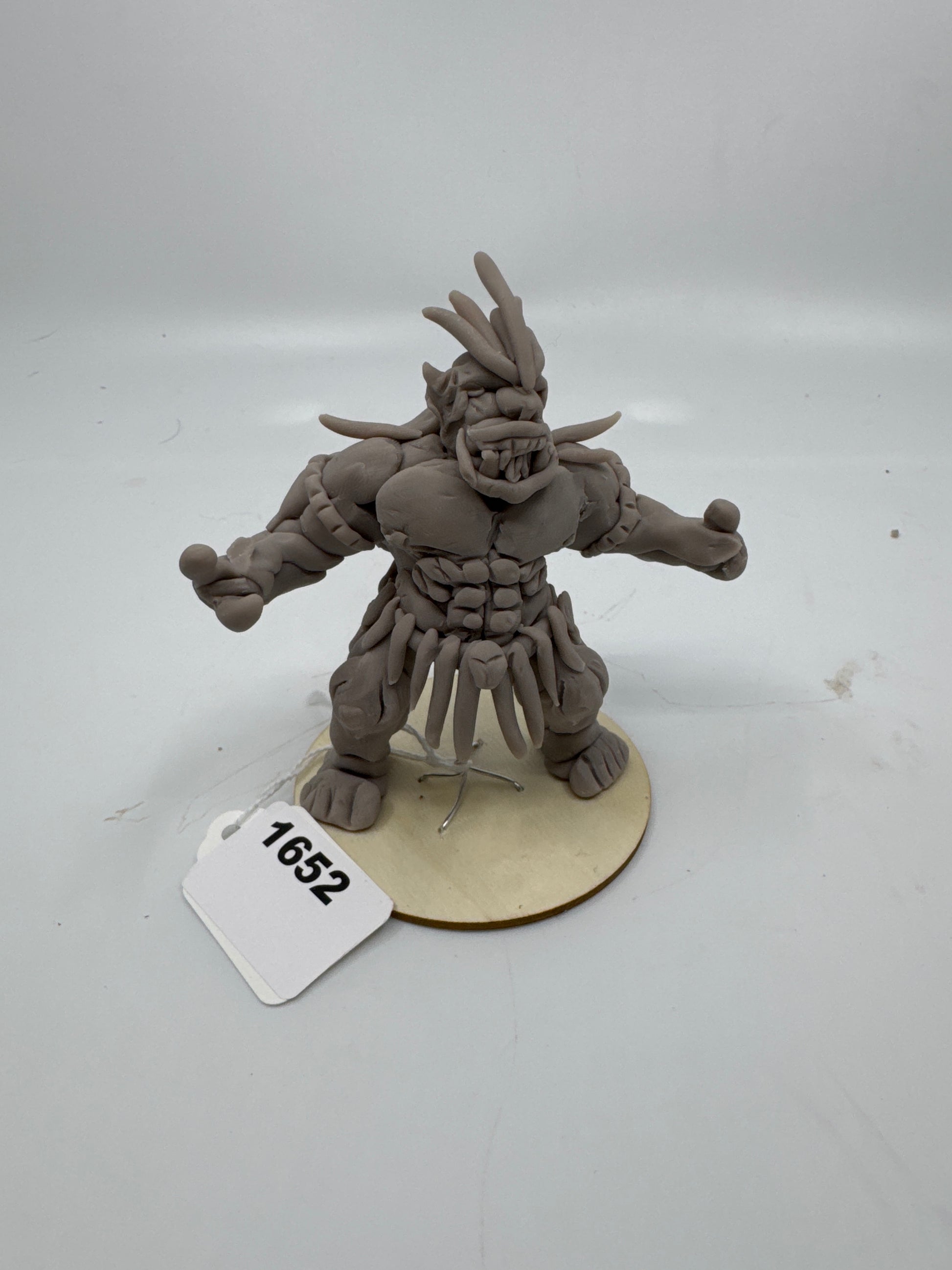 Item 1652