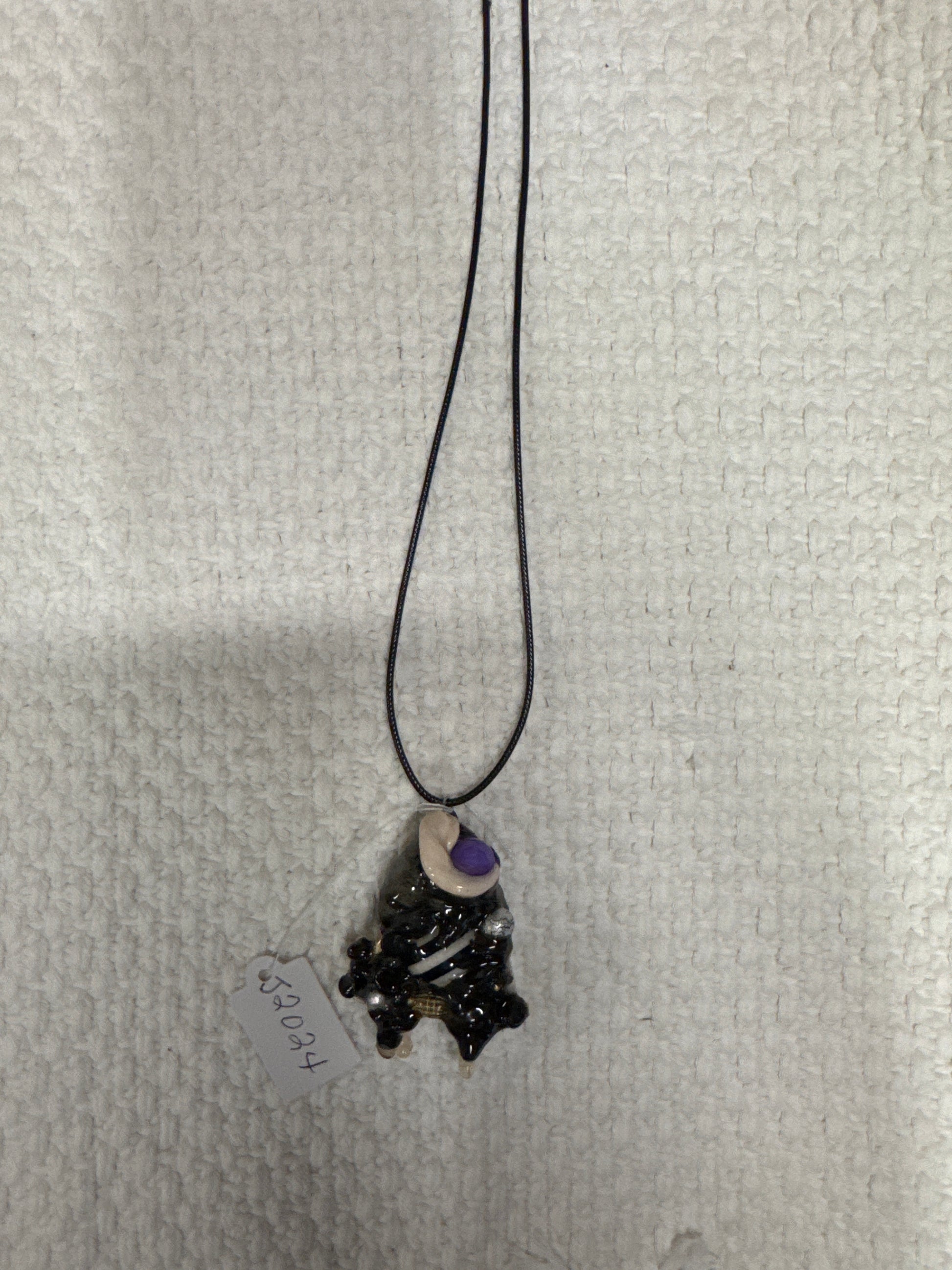Item J2024